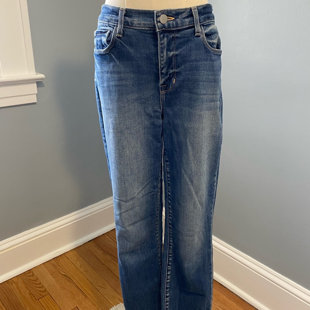L'AGENCE Mid-Wash Cropped Straight Leg Jeans